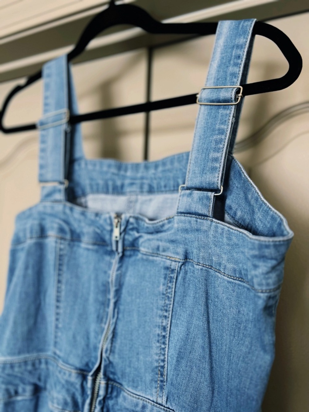 Dollhouse Denim Wide Leg Jumpsuit Light Wash Adjustable Straps Cropped Raw Hem L - Picture 4 of 10